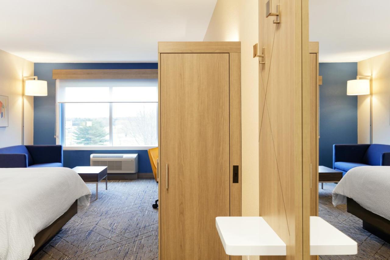 Holiday Inn Express Fremont By Ihg Εξωτερικό φωτογραφία